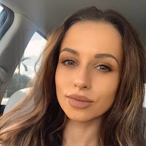 Meet your Posher, Zheni